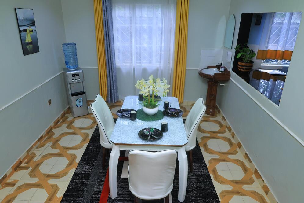 3 Bedrooms Own Compound House 1 - 3 Bedrooms Own Compound House