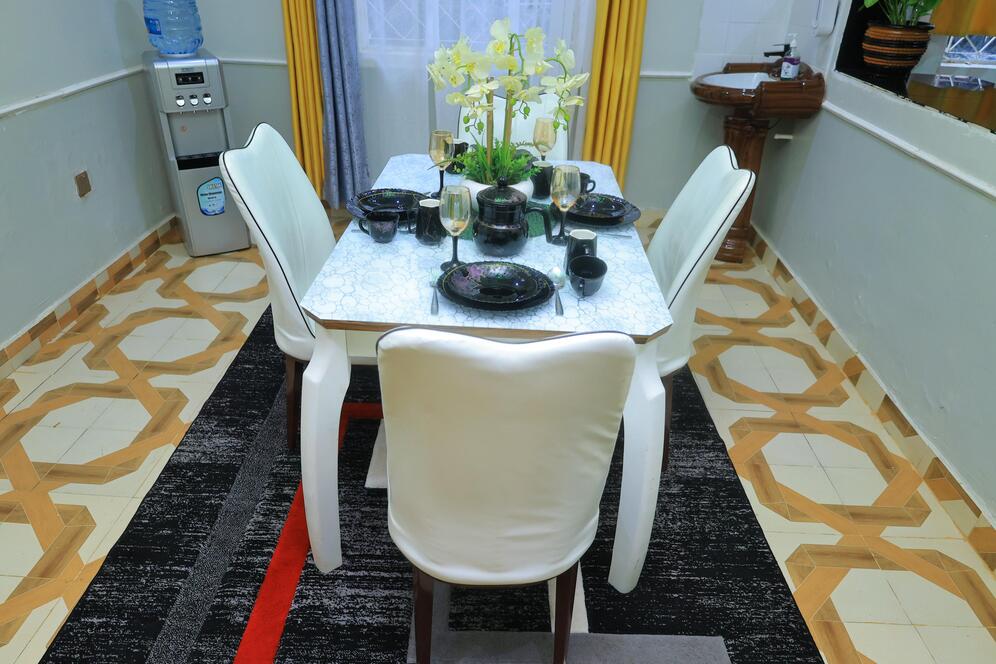 3 Bedrooms Own Compound House 5 - 3 Bedrooms Own Compound House